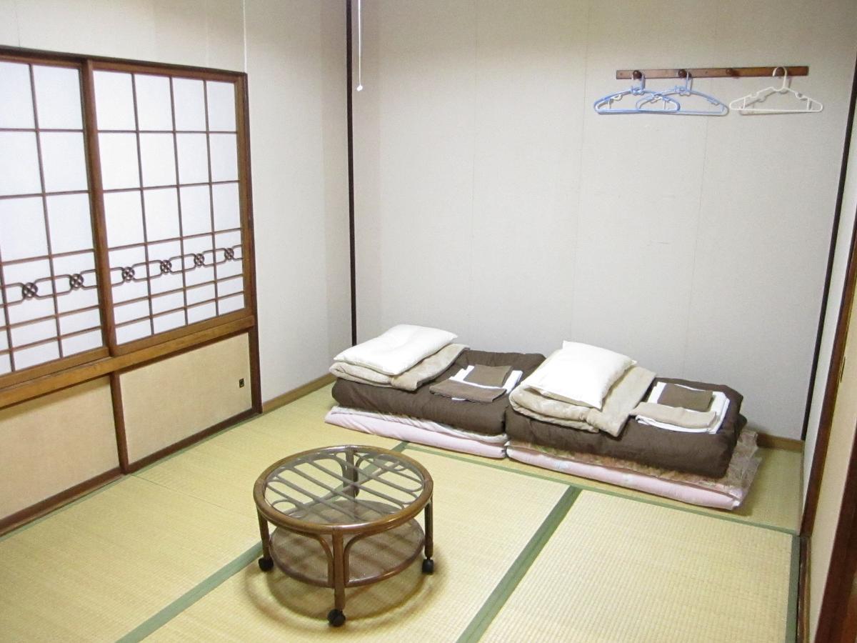 Guest House Enishi Toyama Station Zewnętrze zdjęcie