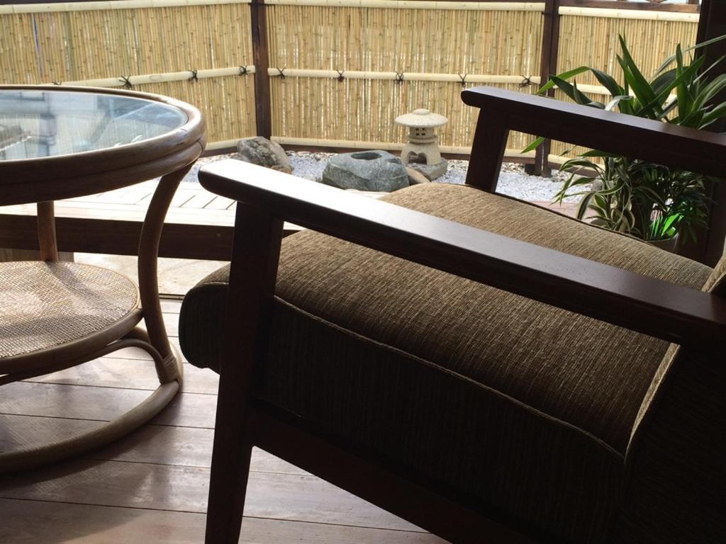 Guest House Enishi Toyama Station Zewnętrze zdjęcie